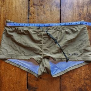 Oakley board shorts. Size XL.